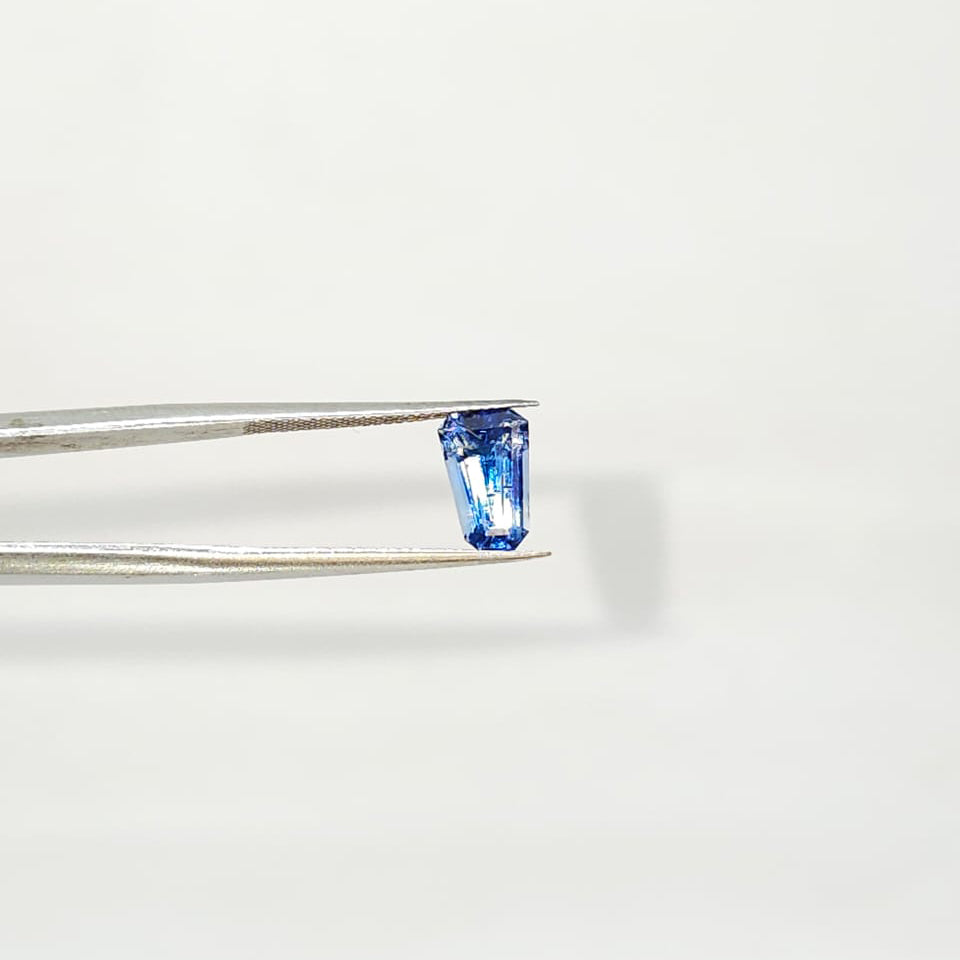 Saphir bleu Eclat d'or