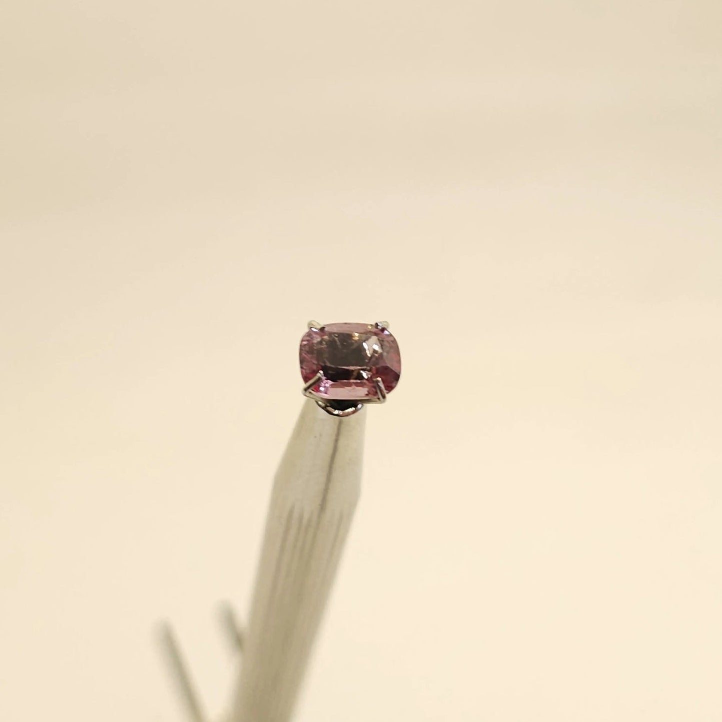 Grenat Rhodolite Eclat d'or