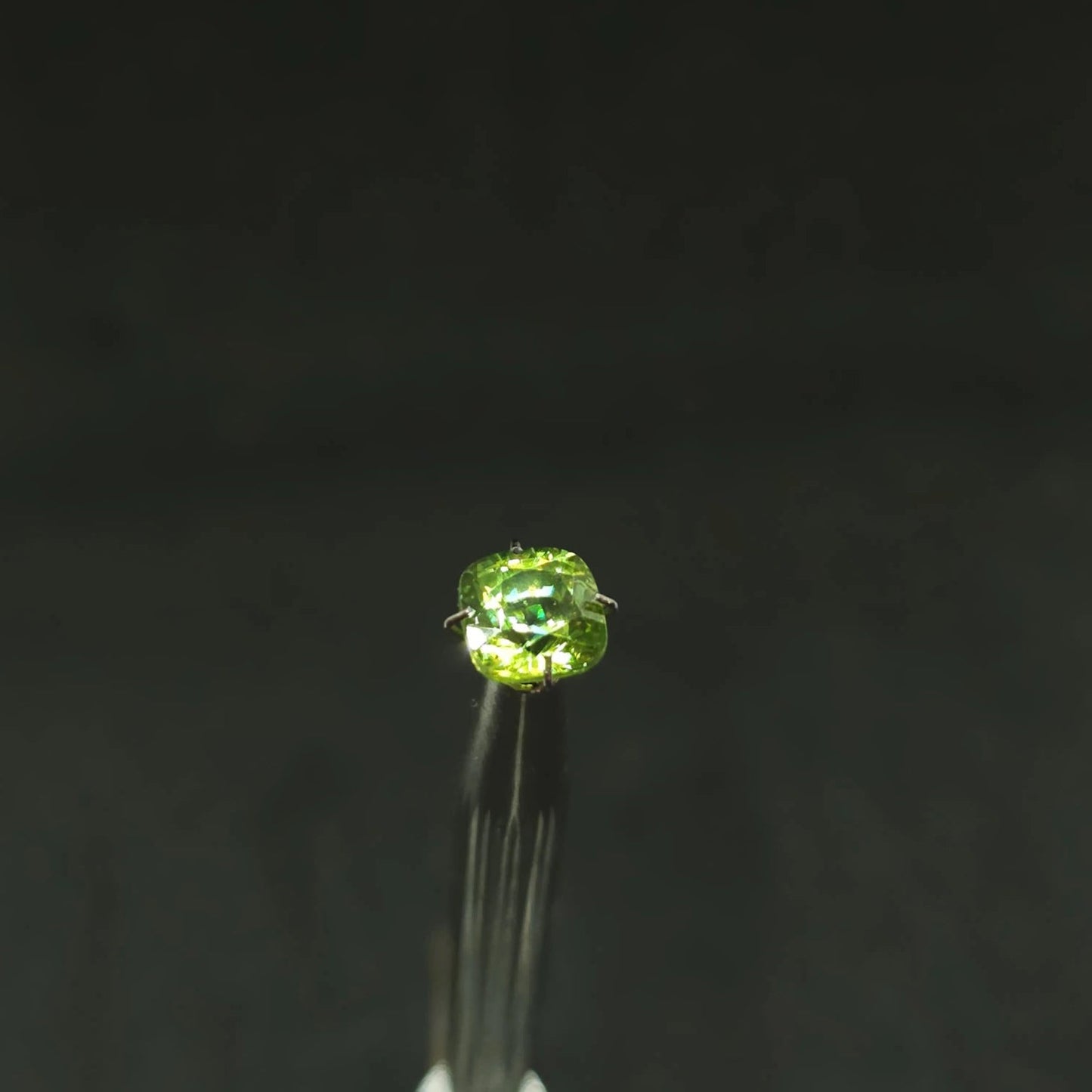 Sphène jaune-vert Eclat d'or