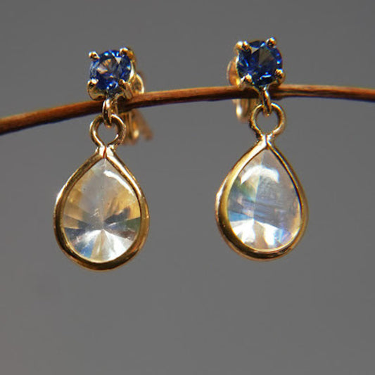 18K Gold Earrings – Moonstone and Sapphires