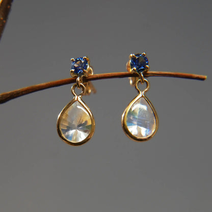 18K Gold Earrings – Moonstone and Sapphires