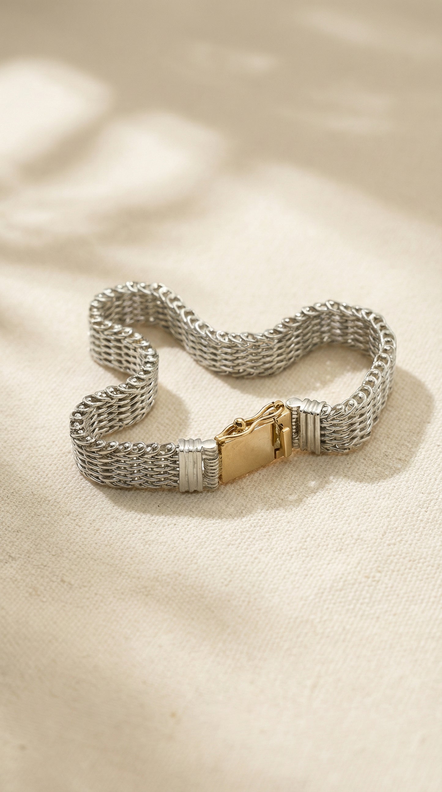 Bracelet en Maille avec Fermoire en Or