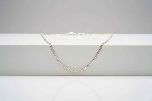 Le collier en argent maille Figaro